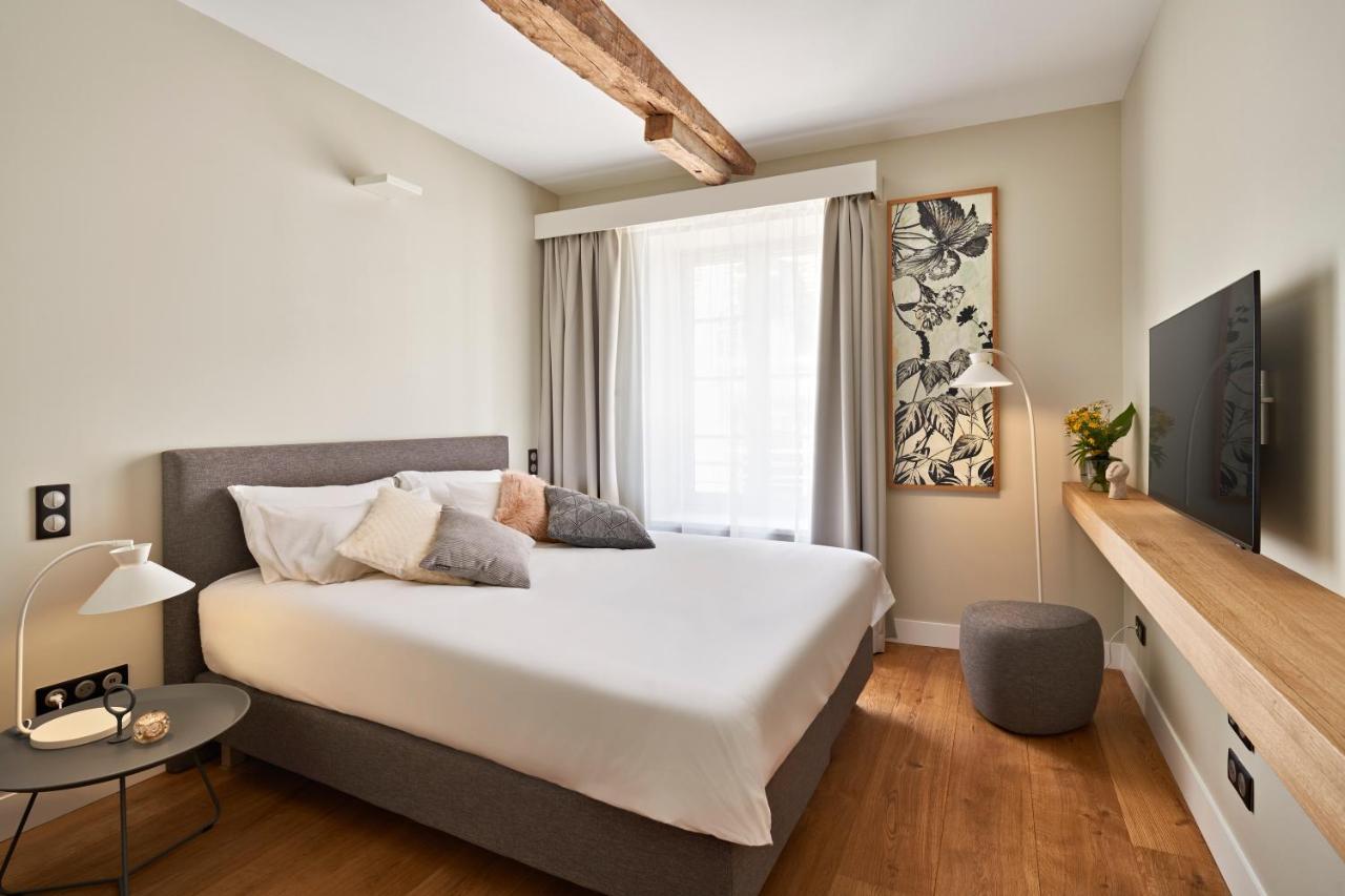 Hotel Le Chevalier Bleu 蒙帕齐耶 外观 照片