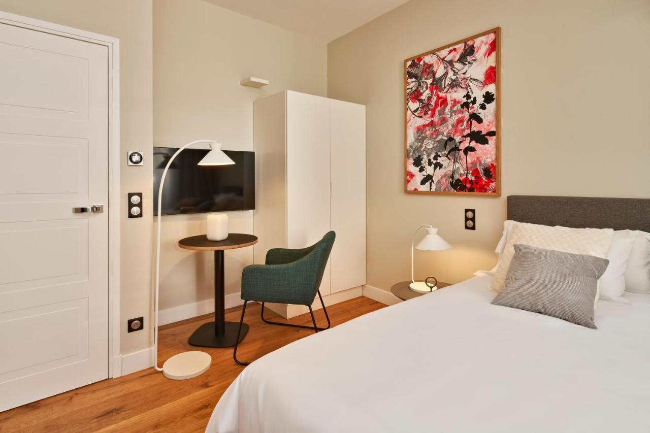 Hotel Le Chevalier Bleu 蒙帕齐耶 外观 照片